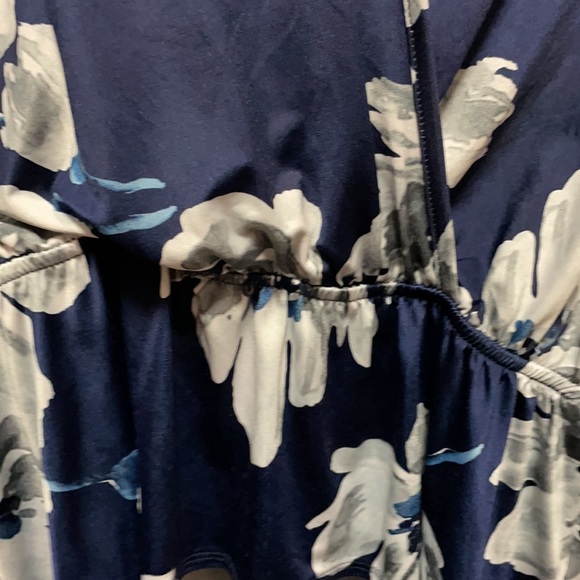 Venus Floral Blouse - Picture 5 of 15